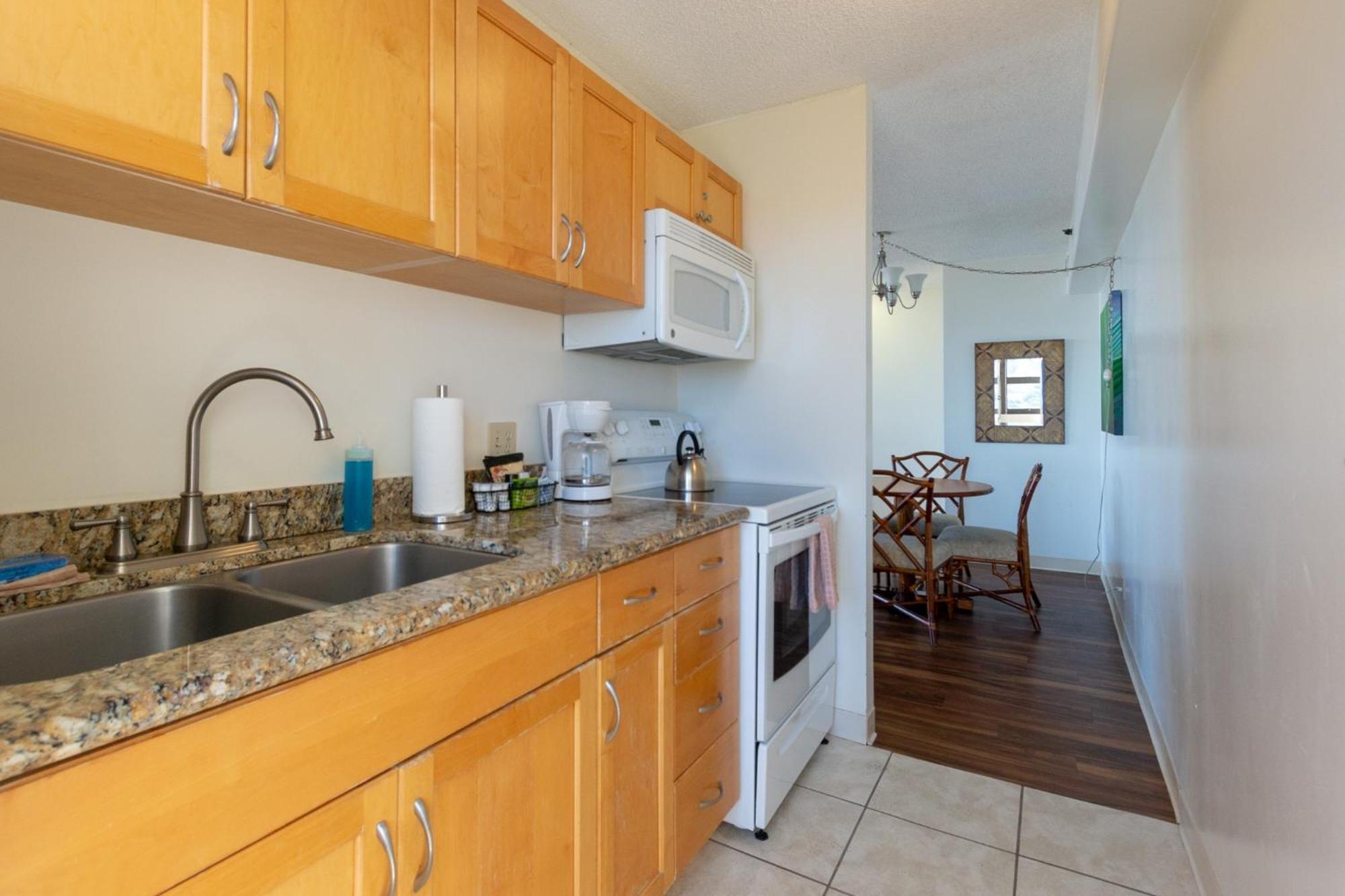 Beautifully Renovated 32Nd Floor Deluxe Ocean View Waikiki Condo Condo هونولولو المظهر الخارجي الصورة