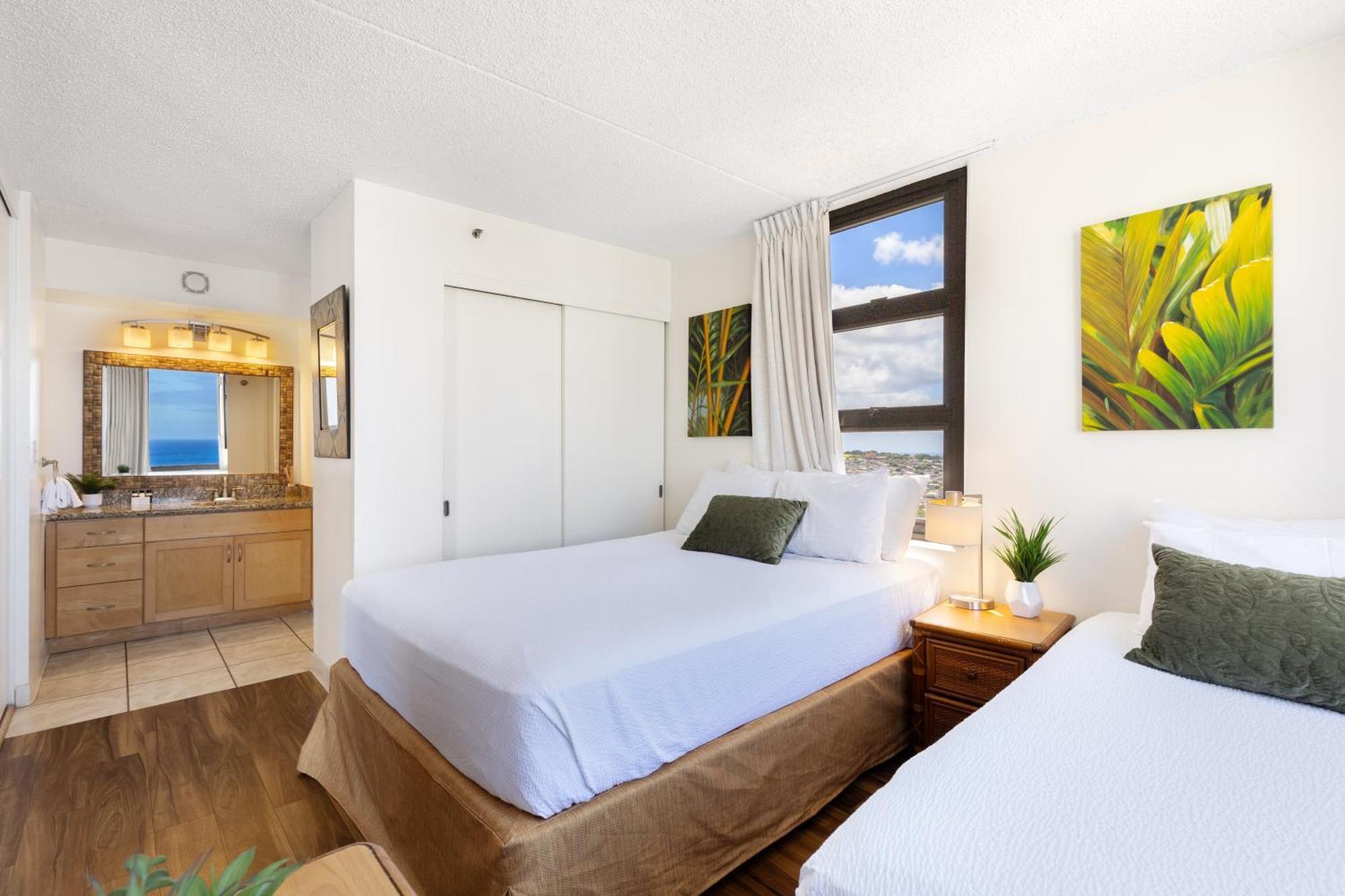 Beautifully Renovated 32Nd Floor Deluxe Ocean View Waikiki Condo Condo هونولولو المظهر الخارجي الصورة